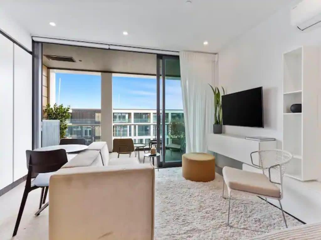 Sleek Modern Studio With Balcony Όκλαντ Εξωτερικό φωτογραφία